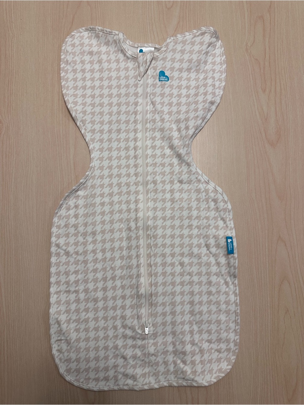 Love To Dream Swaddle Up, Baby Sleep Sack | 1.0 TOG | Tan Houndstooth | Medium